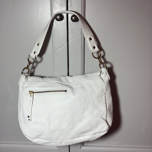 Large ROOTS Leather convertible Bag - Picture 12 of 16